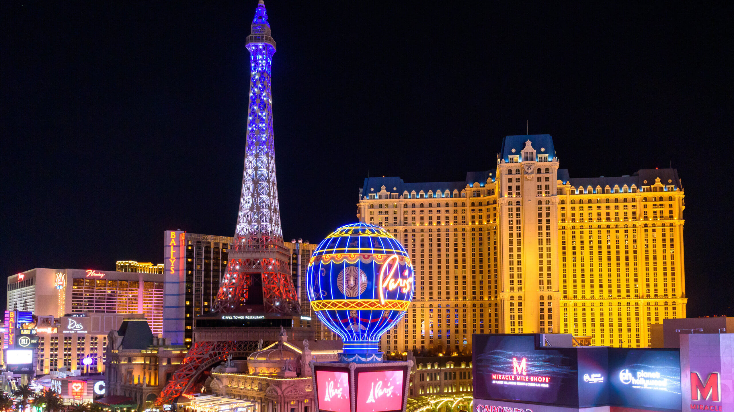 Romantic things to do in Las Vegas for couples
